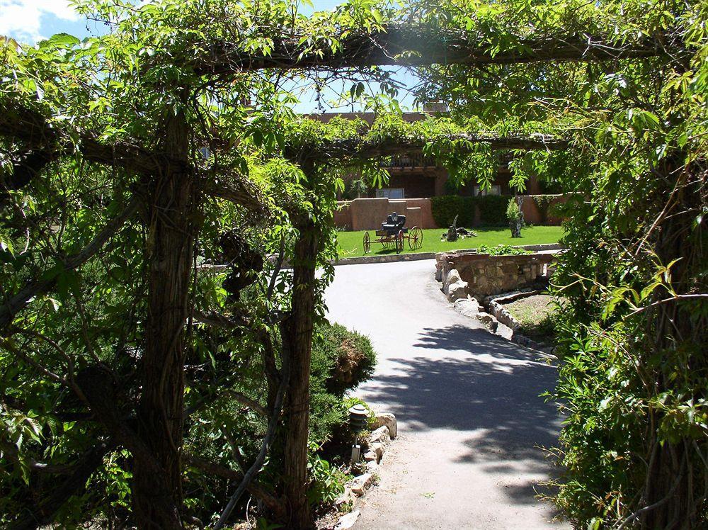 The Bishops Lodge Ranch Resort And Spa Rancho Encantado Bagian luar foto